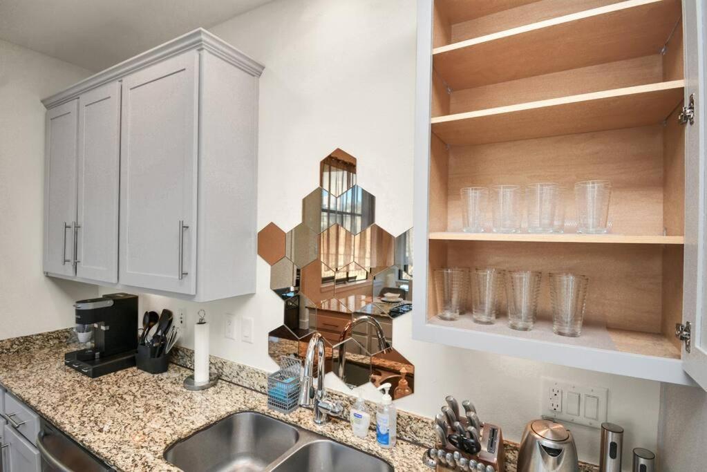 3Br/3.5Ba Three Story East Downtown Townhouse With View Villa Houston Exterior photo