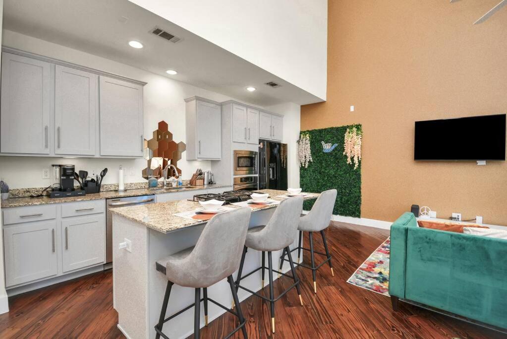 3Br/3.5Ba Three Story East Downtown Townhouse With View Villa Houston Exterior photo