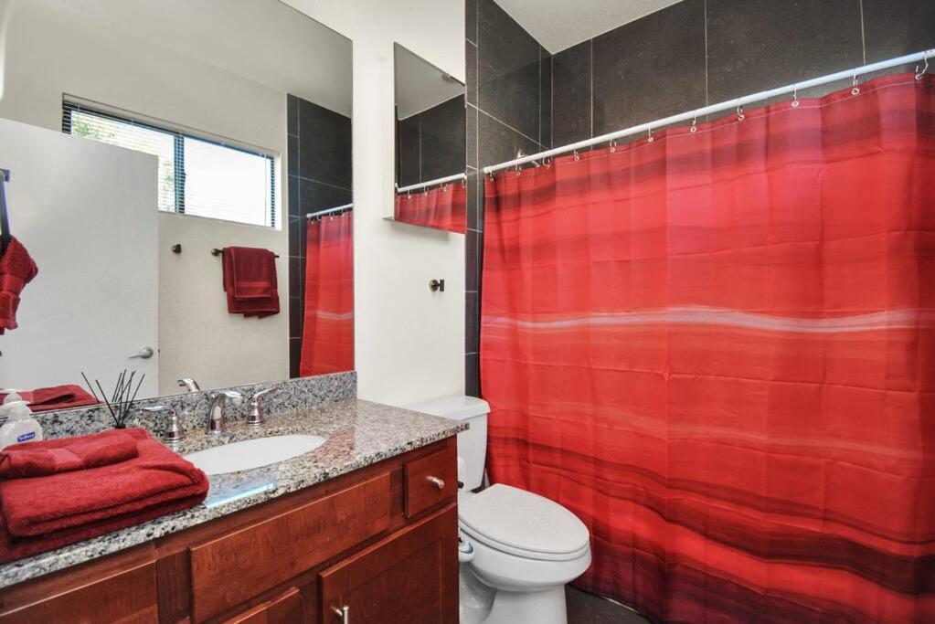 3Br/3.5Ba Three Story East Downtown Townhouse With View Villa Houston Exterior photo