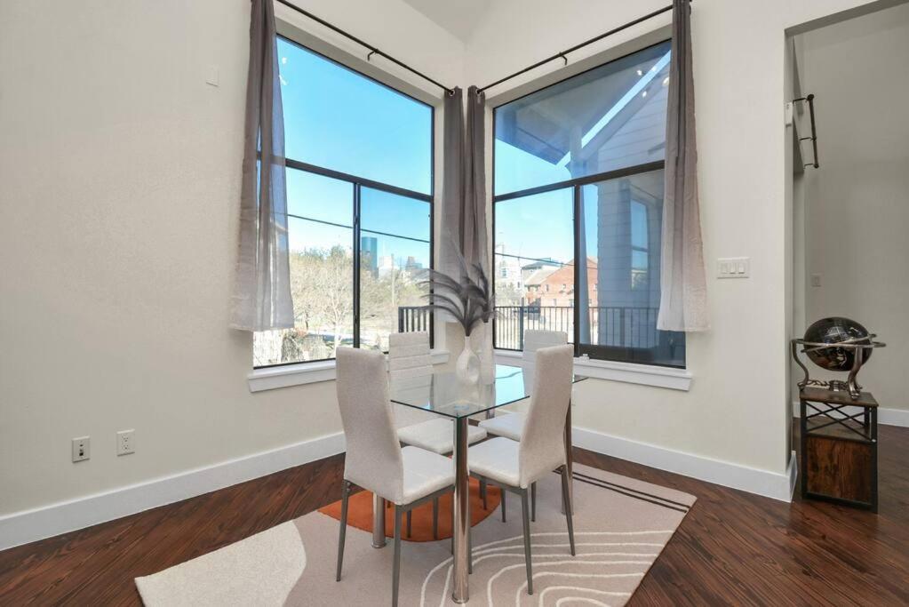 3Br/3.5Ba Three Story East Downtown Townhouse With View Villa Houston Exterior photo