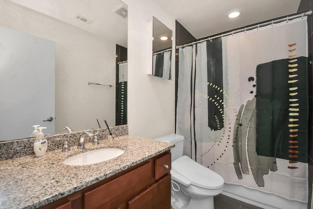 3Br/3.5Ba Three Story East Downtown Townhouse With View Villa Houston Exterior photo